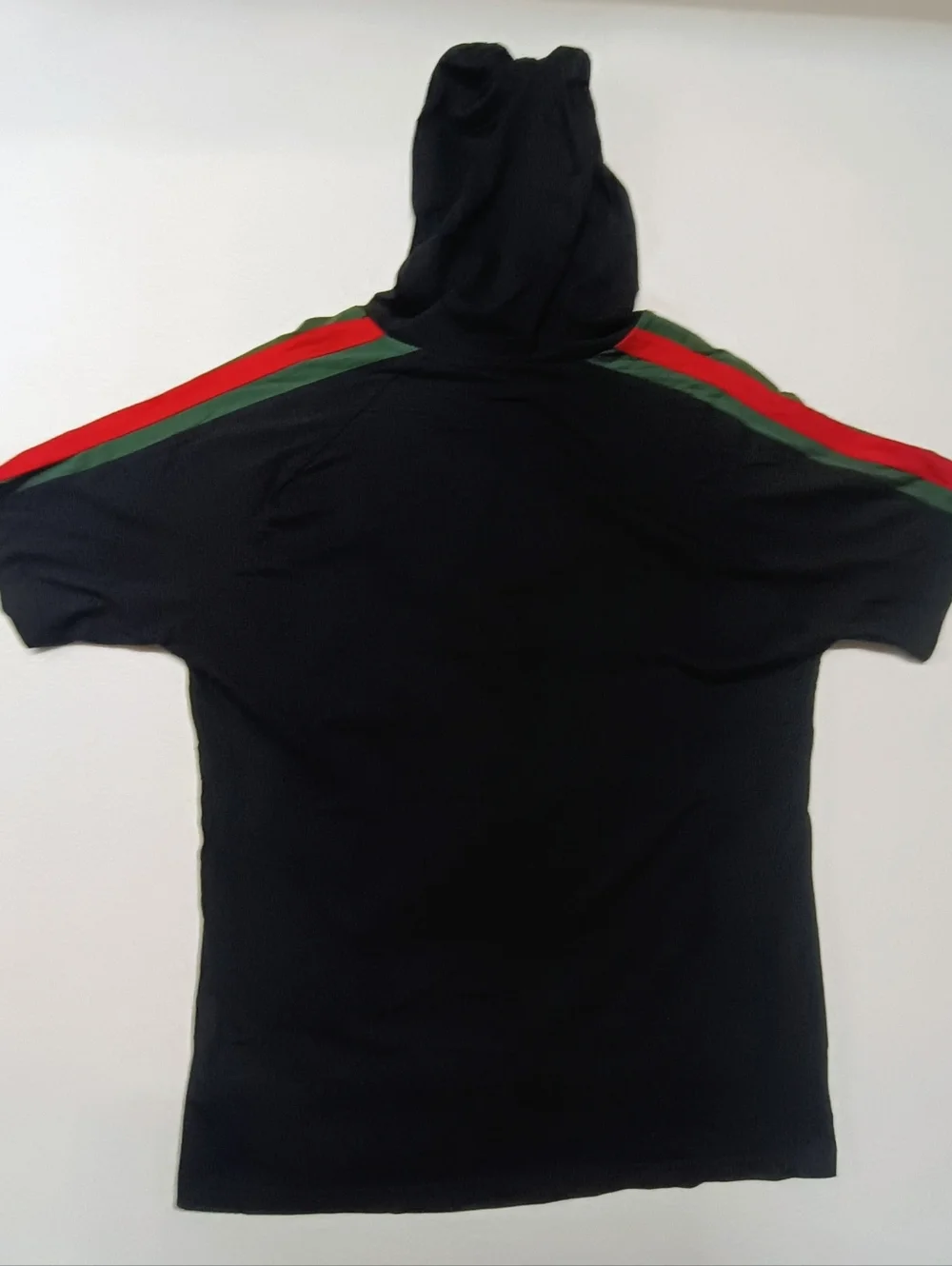 South Pole Men's Size L  Hooded Tee with Green & Red Stripe - Somboror